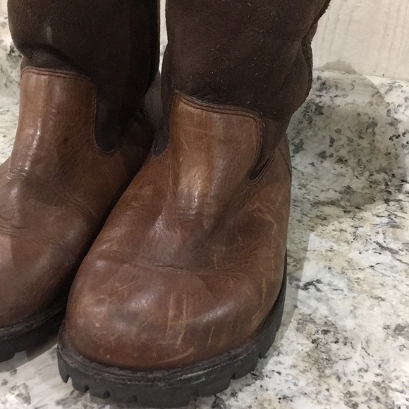 UGG Men Beacon Leather Boots main image 4